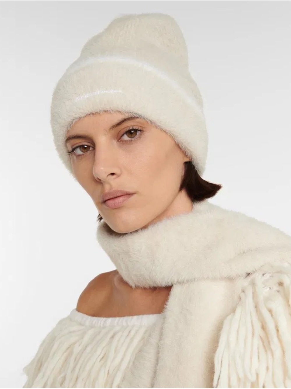 JACQUEMUS cozy Fuzzy Beanie . NWT BOUGHT $190